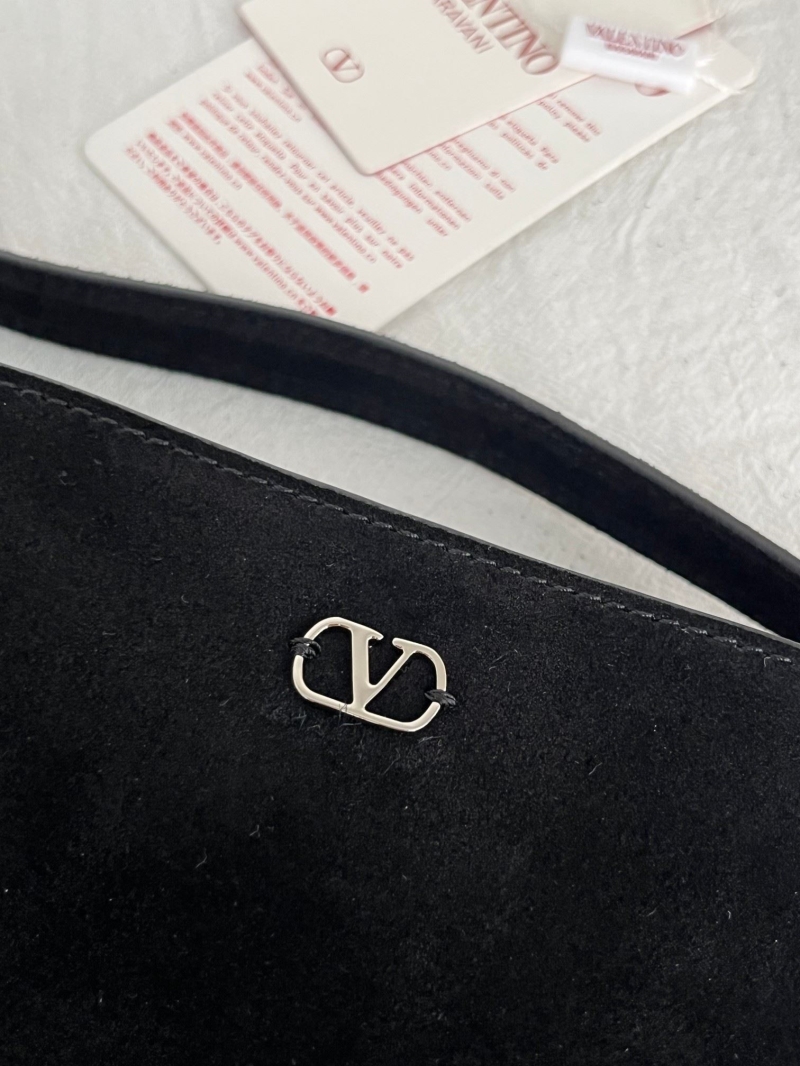 Va1e*ntin0 satchel bag